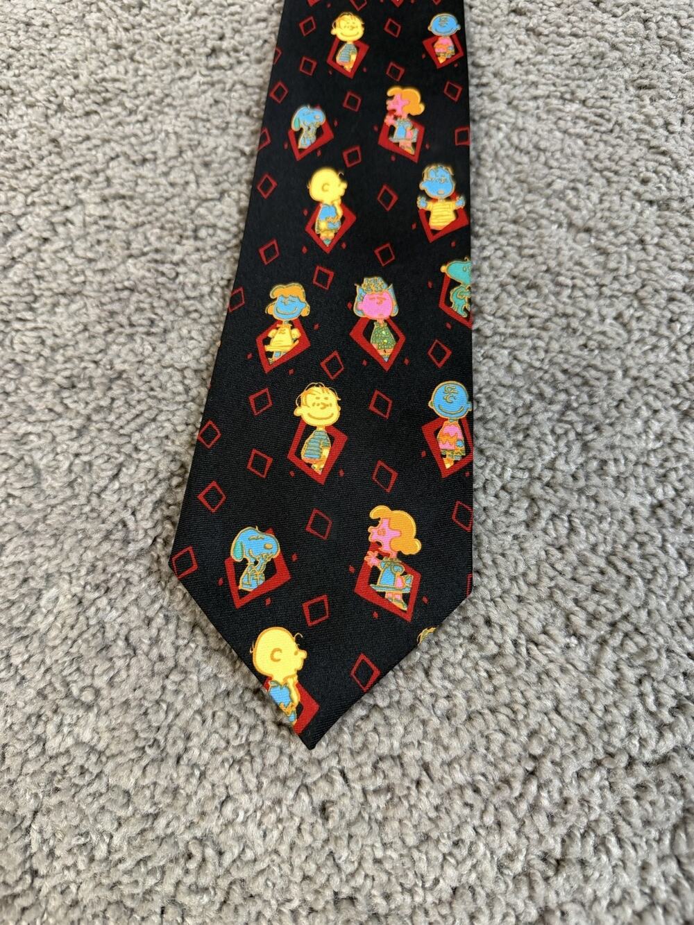 Peanuts Tie Mens One Size Black Geometric Pointed Polyester Woven Novelty